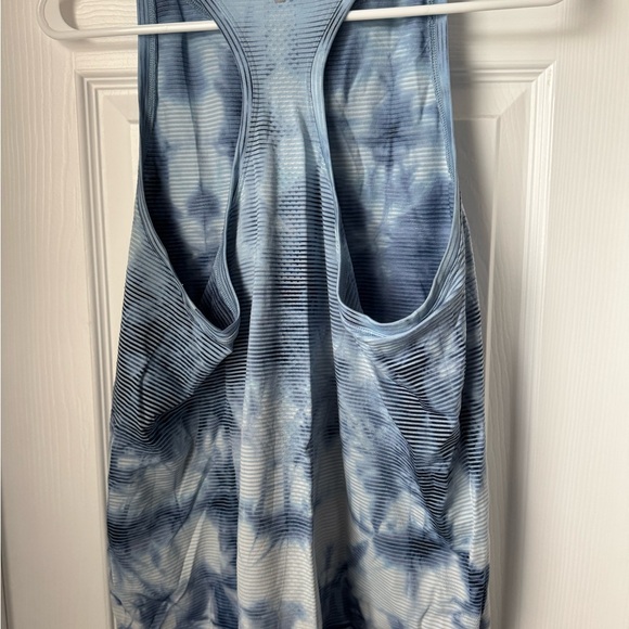 Lululemon Swiftly Tech Tank - Picture 2 of 4